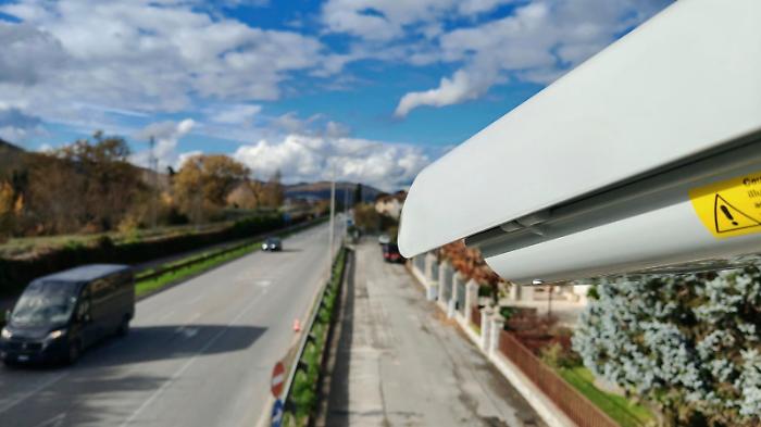 Allarme furti in casa a Umbertide, il Comune potenzia la sicurezza con nuove telecamere sul territorio