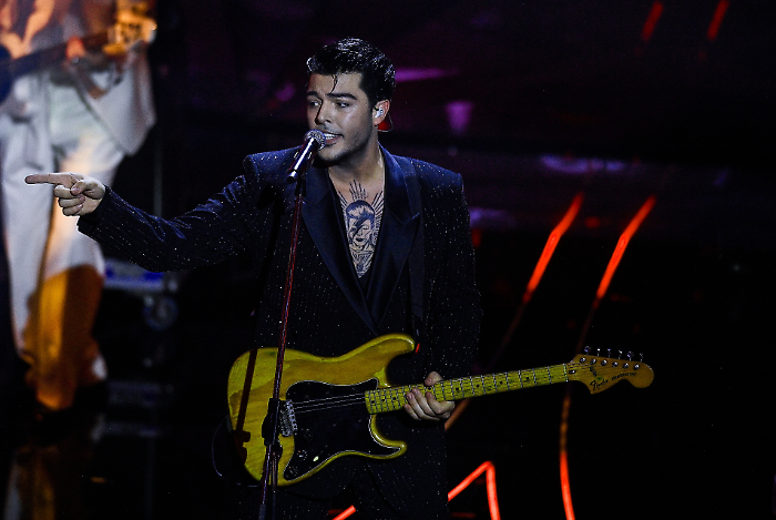 Stash dei The Kolors rivela: "Italodisco fortunatamente non era stata presa a Sanremo"