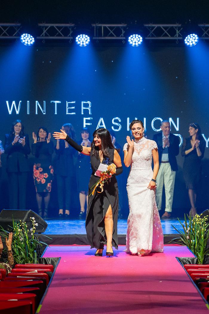 Le dive incantano l'Auditorium San Domenico di Foligno: sfilata d'applausi per il Winter Fashion Day 2025