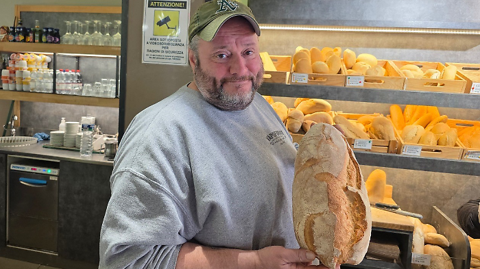 Paolo Marini e lo storico forno aperto dal padre nel 1969: "La mia vita al contrario"