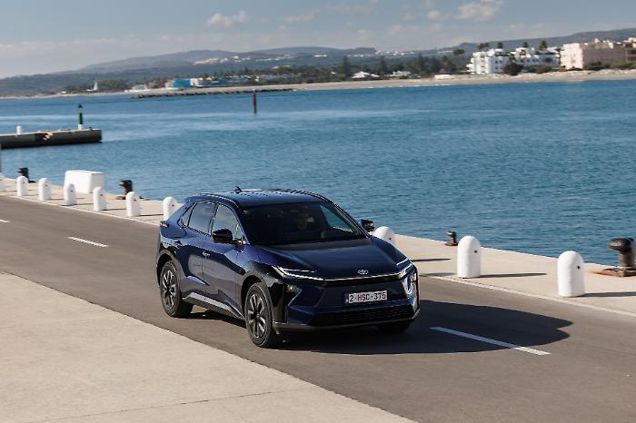 Aggiornamento per il Toyota “bZ4X”