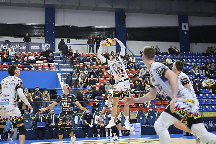 La Sir non fa sconti a Grottazzolina, altro successo in 3 set