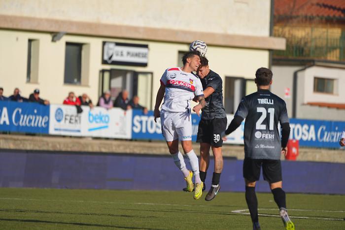 Il Gubbio in dieci per un tempo  naufraga in casa della Pianese: 1-0 e aria di crisi