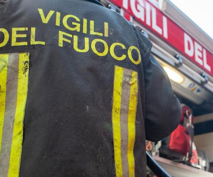 Anziano 91enne ritrovato nella notte grazie al drone: era scivolato in una scarpata