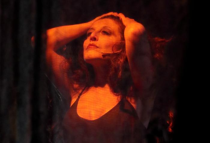 Sarah Falanga porta al Mancinelli di Orvieto “Medeae… da Euripide in poi” 