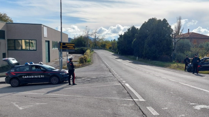 Sorpreso con 21 dosi di droga: arrestato 27enne