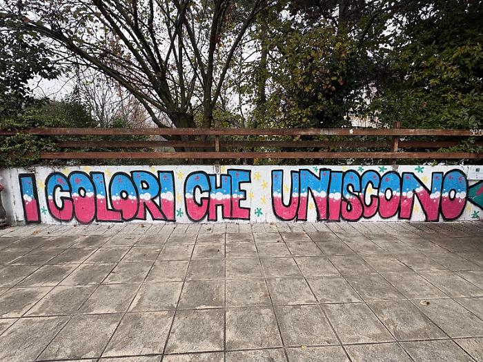 L'inclusione diventa opera d'arte e tinge di colori i muri del Liceo Frezzi di Foligno