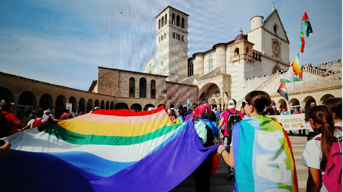 Marcia della pace patrimonio Unesco: l'Umbria sostiene l'iter