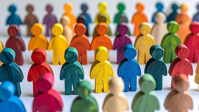 Popolazione italiana in calo: crescita al Nord, Sud, Isole e Umbria in flessione