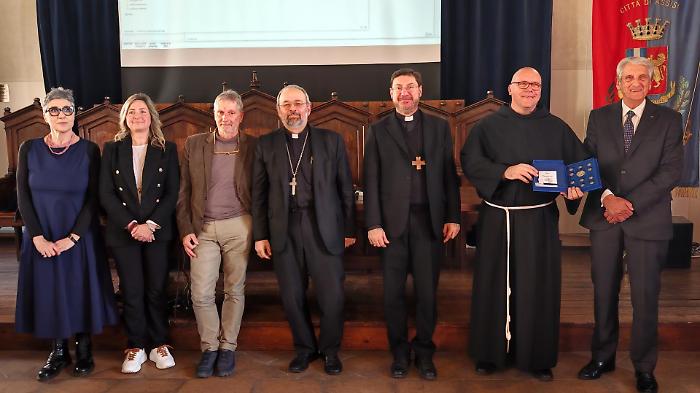 Insieme sulle Vie di San Francesco: 12 Paesi uniti dai cammini