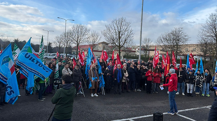 Unicoop, massiccia adesione allo sciopero: 80% nel magazzino e 60% nella sede amministrativa