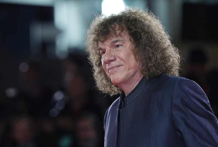 Notre Dame de Paris di Riccardo Cocciante torna nei teatri italiani. Tutto sull'opera: "&Egrave; una storia di diversit&agrave;, della difficolt&agrave; di vivere"tv