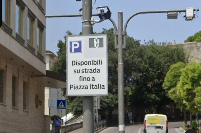 Perugia tra multe, parcheggi e l&rsquo;impossibile educazione dei maleducati