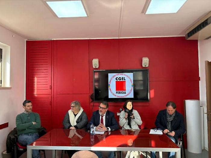 Perugia, il bilancio di fine anno della Cgil: "La crisi &egrave; pi&ugrave; strutturale. Calo demografico da combattere"