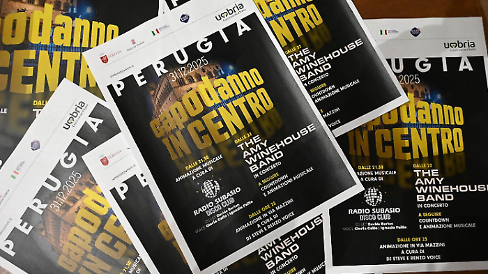 Capodanno in centro, il programma completo del concertone in Piazza IV Novembre con la band originale di Amy Winehouse e il rapper Blind 