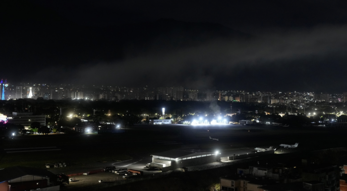 Venezuela, Trump ordina l'attacco: esplosioni a Caracas e in diverse basi militari