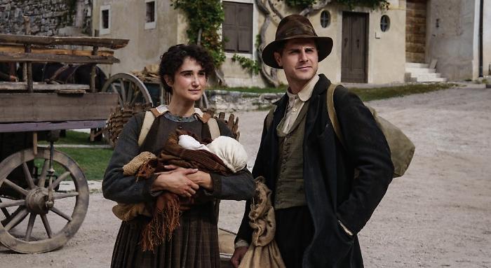 Prima di noi, debutta la nuova fiction di Rai 1 che ripercorre il Novecento: trama e cast