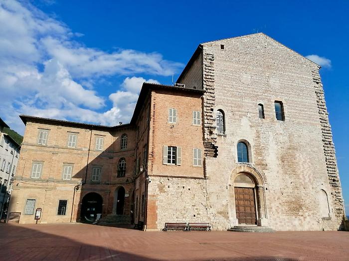 Gubbio, approvato in consiglio il bilancio: "Nessun aumento delle tasse"