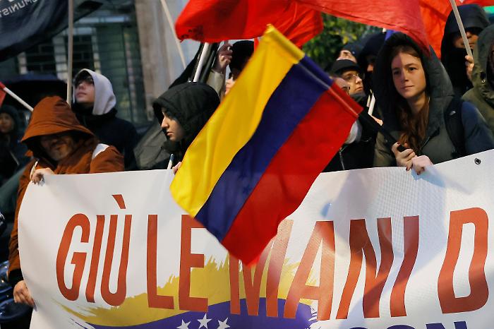Manifestazione pro Venezuela