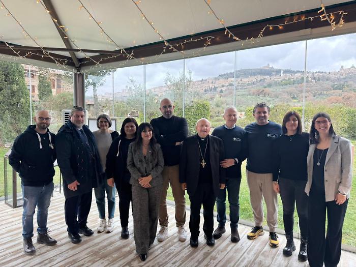 Ad Assisi la solidariet&agrave; si siede a tavola: "Insieme, il pranzo che fa bene"