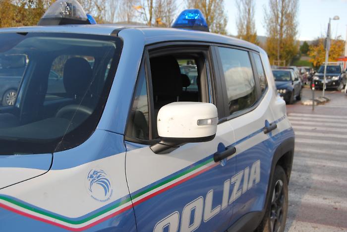 Aggressione in un'agenzia di noleggio auto a San Sisto: una persona ferita