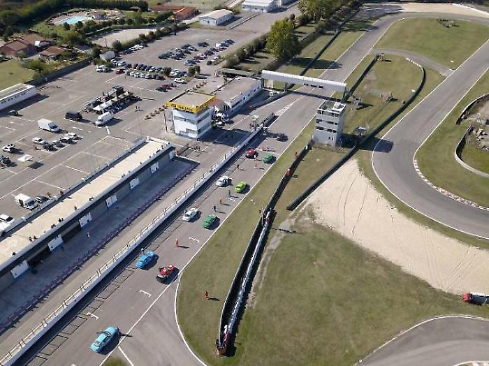 Lezione di guida sicura all'Autodromo dell&rsquo;Umbria