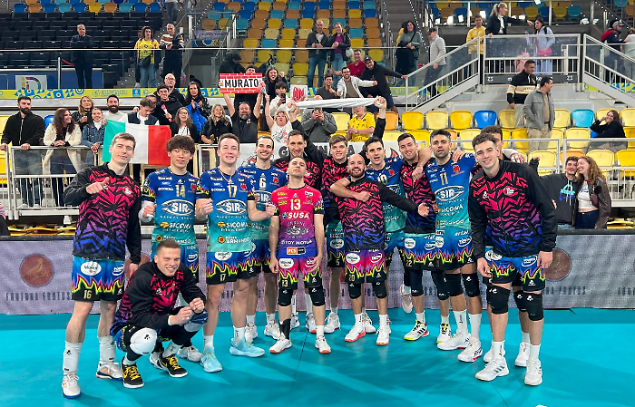 Che cuore per la Sir Sicoma Monini, vittoria al tie-break a Las Palmas