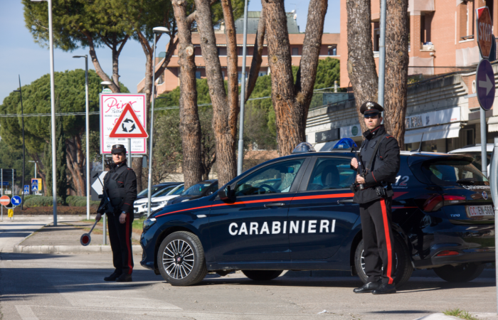 Sorpreso con cocaina nell'auto: arrestato 23enne 