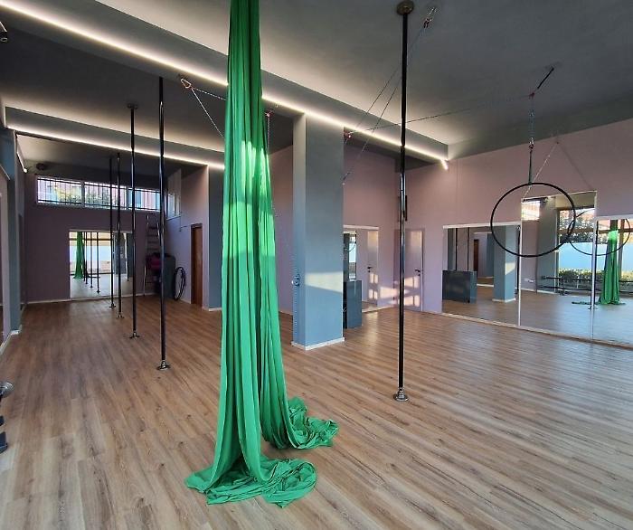 Oltre la gravit&agrave;: a Terni la danza aerea trasforma lo sport in arte