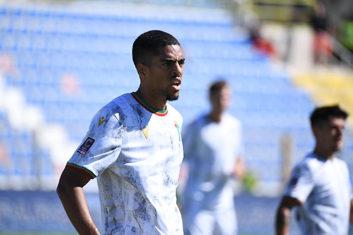 Ternana, saluta Bianay Balcot che sale in B a Mantova