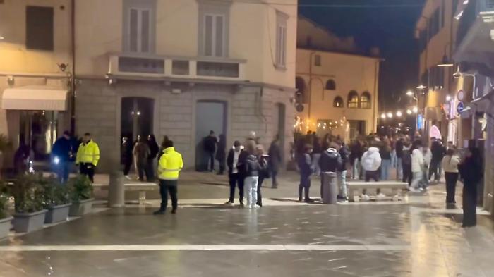 Accoltellamento minore centro storico Grosseto, foto piazza del Sale