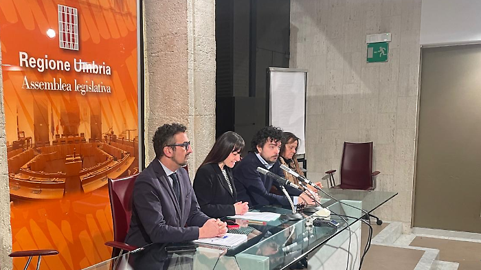 Benefit per medici e infermieri: mozione unitaria approvata a Palazzo Cesaroni