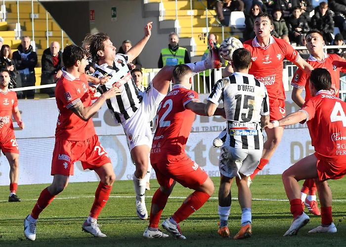 Illusione d&rsquo;inverno: il Perugia ricade nel baratro