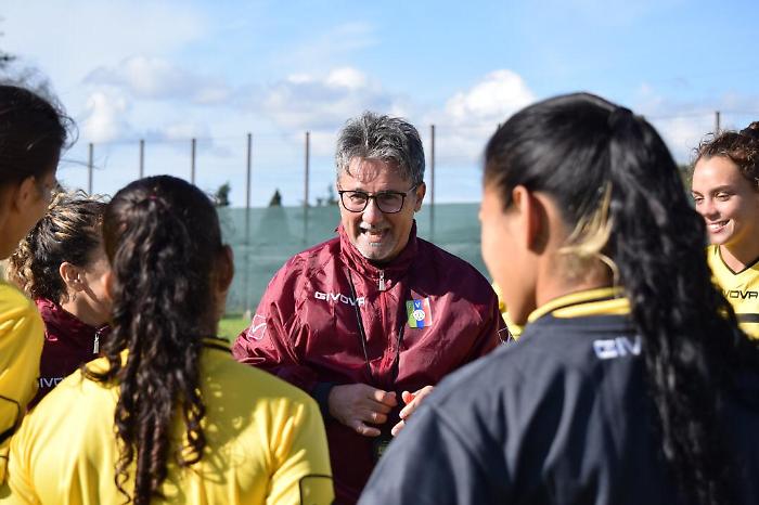 Che avventura per il "Prof" Conti, allener&agrave; la Nazionale femminile dell'India