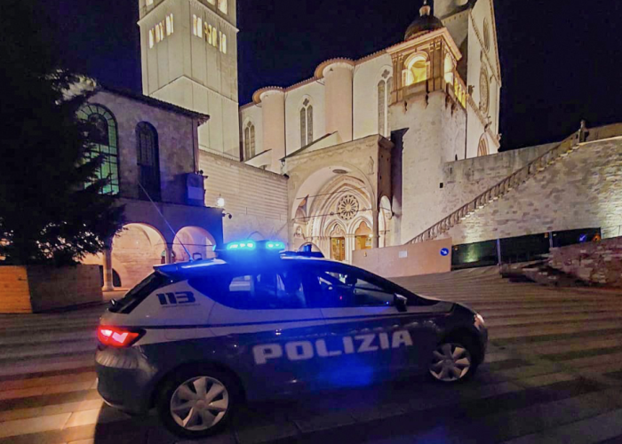 Due gestori di hotel denunciati dalla polizia di Perugia per mancata comunicazione degli ospiti