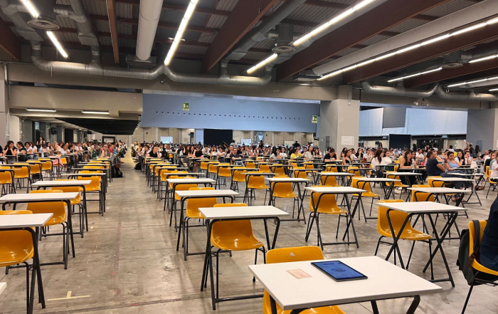 Maxi concorso docenti Pnrr: sorridono i prof di matematica