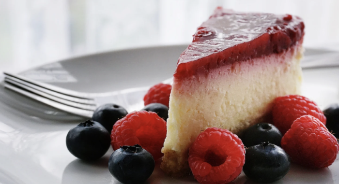 Cerimonia d&rsquo;apertura di Milano-Cortina 2026: scopri perch&egrave; la cheesecake era il dolce degli olimpionici nell'Antica Grecia