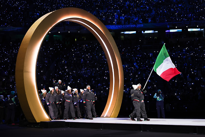 Milano-Cortina, la cerimonia d'apertura delle Olimpiadi conquista oltre 9 milioni di spettatori: gli ascolti tv di ieri, venerd&igrave; 6 febbraio
