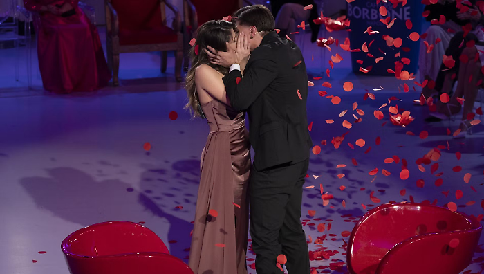 Cristiana Anania ed Ernesto Passaro, chi sono e la storia d'amore nata a Uomini e Donne: "Sembrava ci conoscessimo da mille anni"