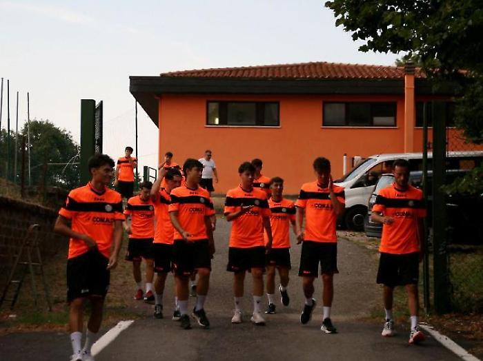 Addio Fanello: "Ci ritiriamo". Il presidente e mister Corinti: "Sconfitta bruciante". Il comunicato