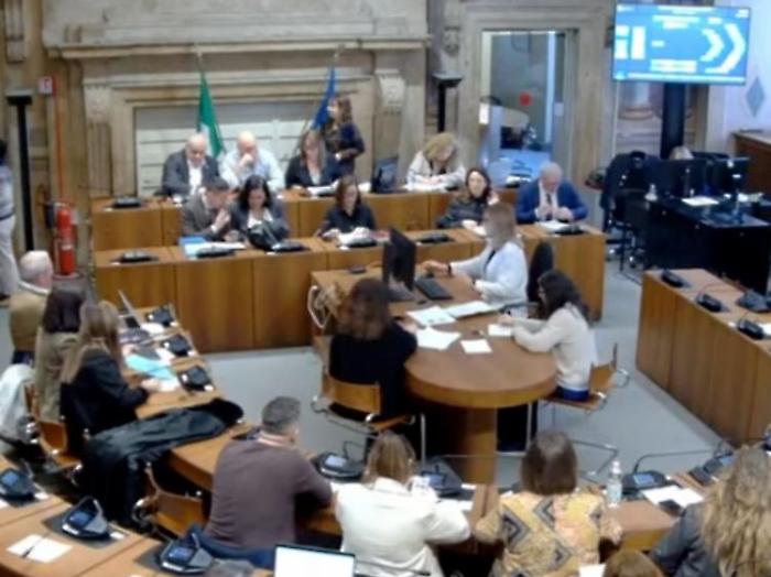 &ldquo;L&rsquo;ospedale aprir&agrave; tutti i Consigli&rdquo;. In aula &egrave; scontro tra maggioranza e opposizione anche sul caso Barcaioli