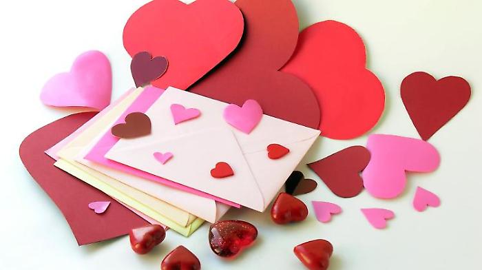 Scrivi la tua frase d&rsquo;amore e inviala al Corriere. Ultime ore: oggi lo stop