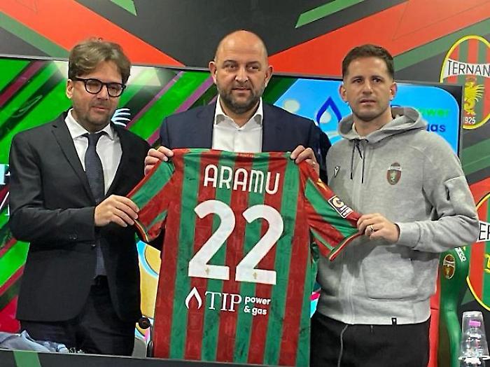 Aramu: "Ternana, sei forte". La presentazione del fantasista