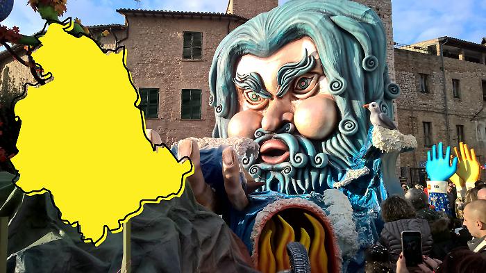 Carnevale in Umbria: maschere, carri allegorici e la storia del pi&ugrave; antico della regione 