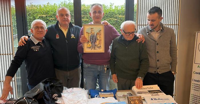 Umbertide, le premiazioni al Vespa Club
