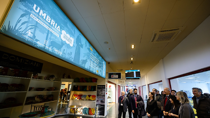 L'aeroporto di Perugia diventa il biglietto da visita dell'Umbria: completata la personalizzazione del terminal 