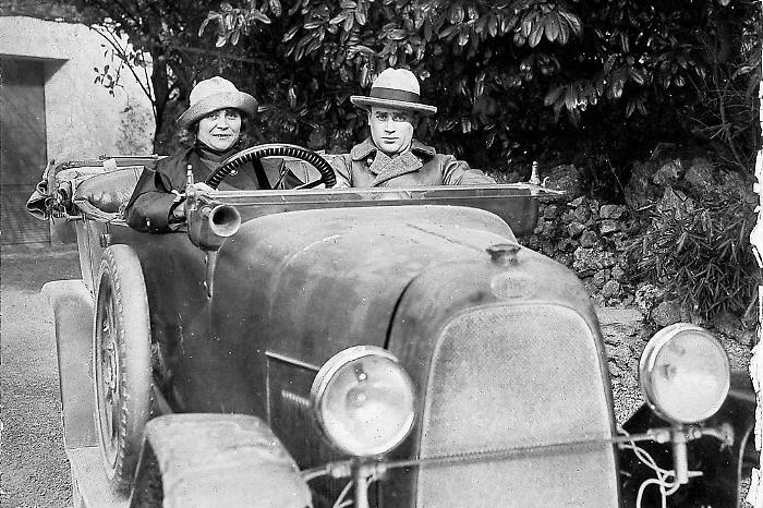 Luisa Spagnoli e Giovanni Buitoni, l'amore proibito che fece nascere i Baci Perugina