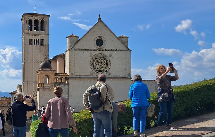 L'Umbria e la legge di Francesco: 2,5 milioni per l'ottavo centenario dalla morte del santo di Assisi. Le iniziative, la comunicazione e l'hospice pediatrico: tutti i dettagli