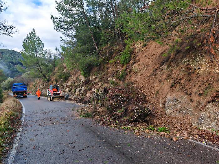 Terni, riaperta a senso unico alternato la strada Sp 4 Arronese. Eseguita ripulitura in emergenza