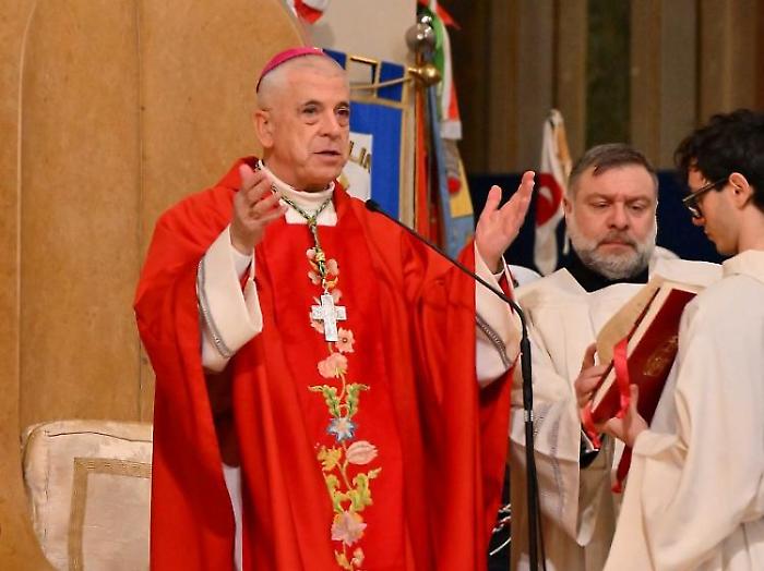 San Valentino, il Pontificale in duomo. Monsignor Soddu: "La nostra citt&agrave; sappia seguire la via del bene e del dialogo"